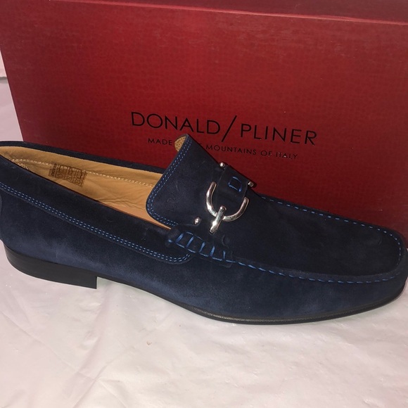 100% Authentic Donald J. Plainer Dacio-24 Navy Sport Suede - NWT main image 8